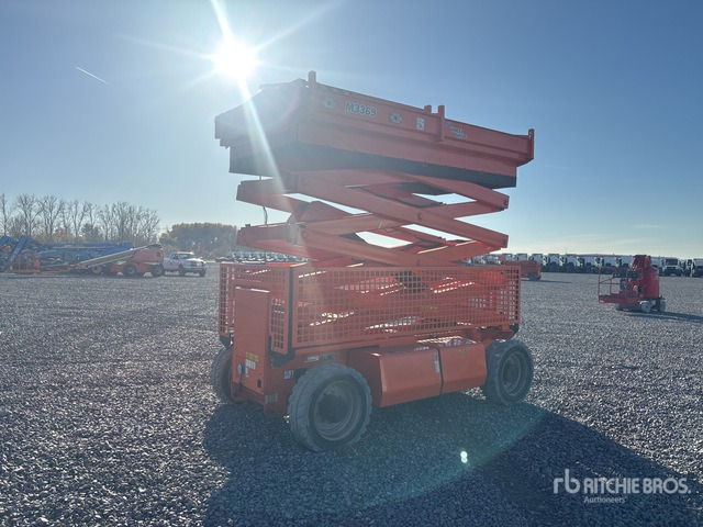 2014 JLG M3369 4x4 Hybrid Diesel-Electric Scissor Lift - Ножничный подъемник: фото 2 2014 JLG M3369 4x4 Hybrid Diesel-Electric Scissor Lift - Ножничный подъемник: фото 2