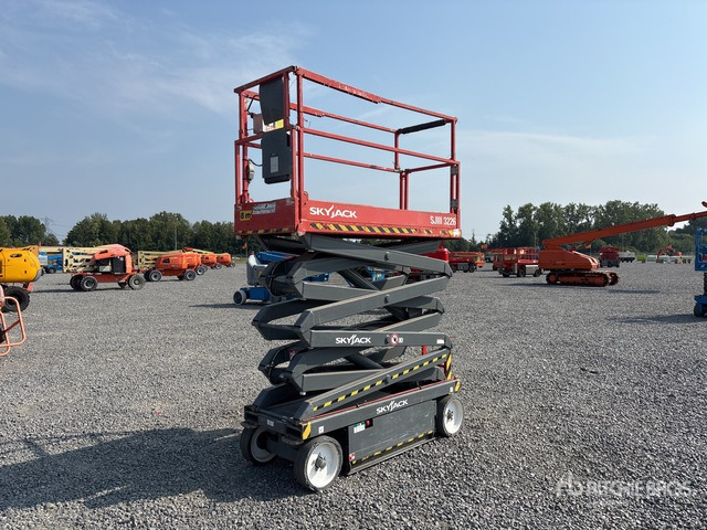 2015 Skyjack SJIII-3226 Electric Scissor Lift - Ножничный подъемник: фото 1 2015 Skyjack SJIII-3226 Electric Scissor Lift - Ножничный подъемник: фото 1