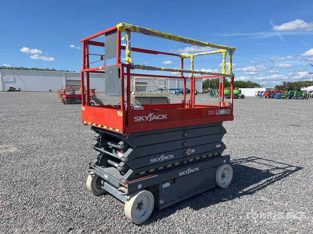 2015 Skyjack SJIII-4632 Electric Scissor Lift - Ножничный подъемник: фото 1 2015 Skyjack SJIII-4632 Electric Scissor Lift - Ножничный подъемник: фото 1