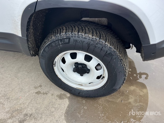 2021 Land Rover Defender 4x4 SUV - Внедорожник: фото 4 2021 Land Rover Defender 4x4 SUV - Внедорожник: фото 4