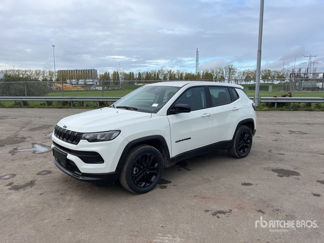 2022 Jeep Compass Longitude 4WD Hybrid (Unused) SUV - Внедорожник: фото 2 2022 Jeep Compass Longitude 4WD Hybrid (Unused) SUV - Внедорожник: фото 2