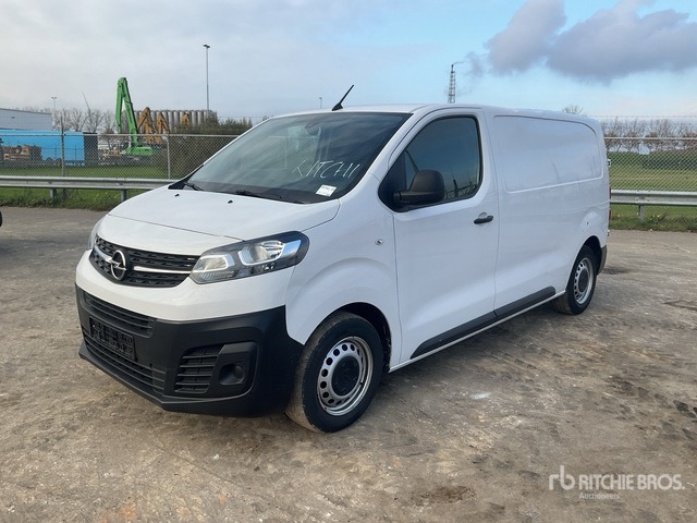 2023 Opel Vivaro Passenger Van - Микроавтобус, Пассажирский фургон: фото 2 2023 Opel Vivaro Passenger Van - Микроавтобус, Пассажирский фургон: фото 2