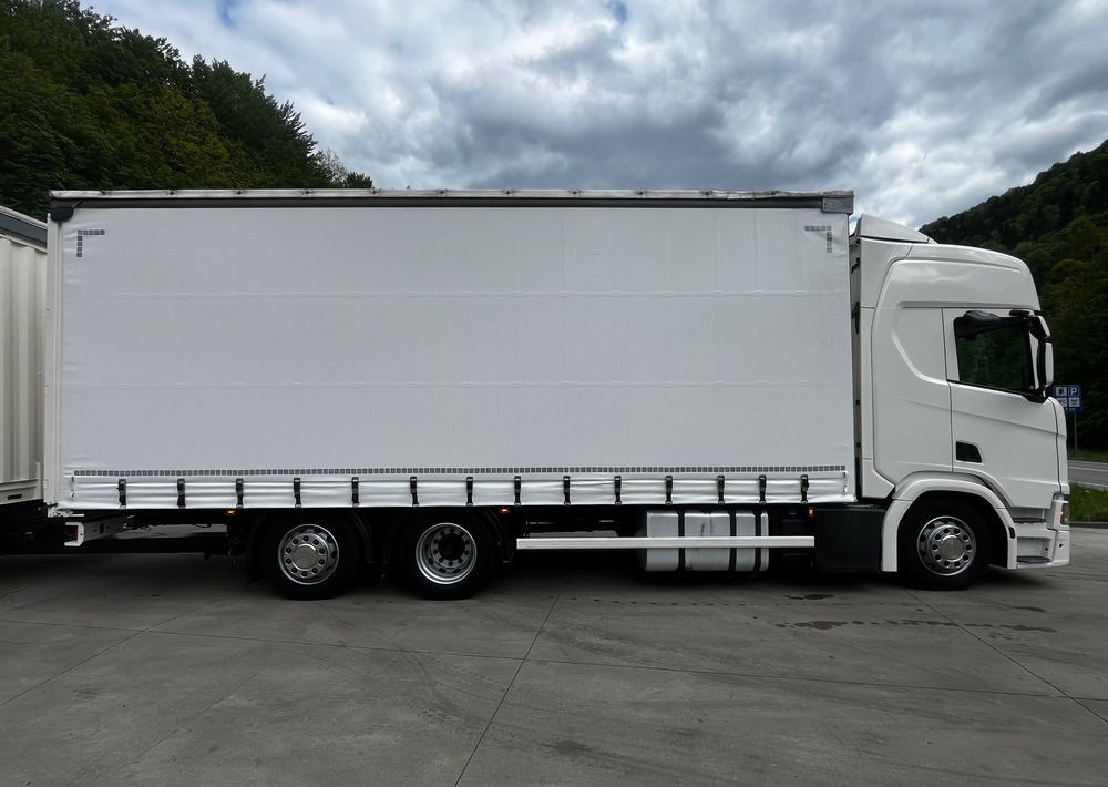 Scania R410 // 2018 // Retarder // Tandem 7.7+7.7 // Przyczepa Krone // Oś podnosozna // - Тентованный грузовик: фото 3 Scania R410 // 2018 // Retarder // Tandem 7.7+7.7 // Przyczepa Krone // Oś podnosozna // - Тентованный грузовик: фото 3