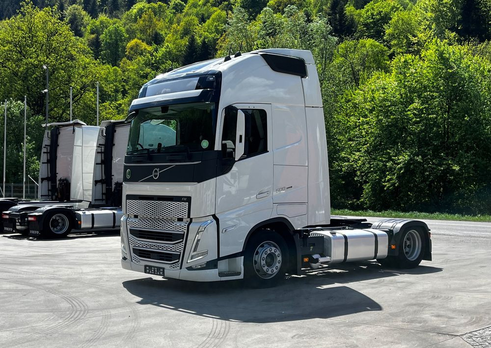 Volvo FH500 // New Face // Low Deck // Full Led // ACC // Globe XL // ParkClima // - Тягач: фото 1 Volvo FH500 // New Face // Low Deck // Full Led // ACC // Globe XL // ParkClima // - Тягач: фото 1