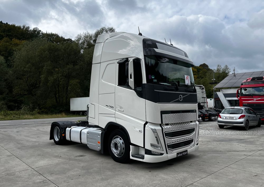 Volvo FH500 // Zamiana na starszy //New Face // Low Deck // Full Led // ACC // Globe XL // ParkClima // Zamiana za starszy - Тягач: фото 2 Volvo FH500 // Zamiana na starszy //New Face // Low Deck // Full Led // ACC // Globe XL // ParkClima // Zamiana za starszy - Тягач: фото 2