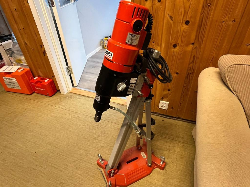 Annet RIDGID Base RB 208-3 Diamond core drill - Строительное оборудование: фото 1 Annet RIDGID Base RB 208-3 Diamond core drill - Строительное оборудование: фото 1