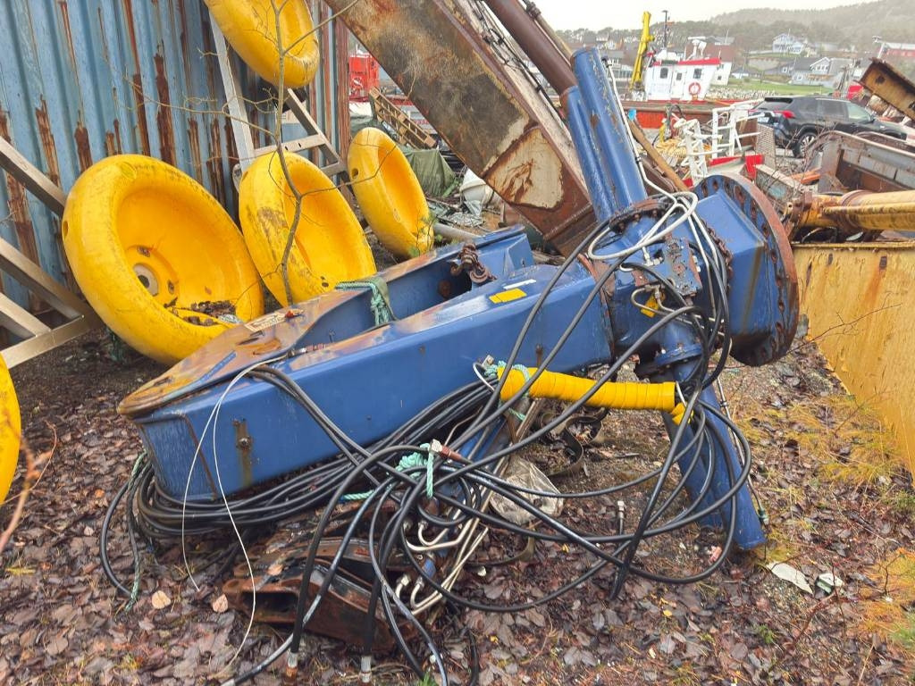 Palfinger 32080M Marine crane 32tm - Кран-манипулятор: фото 1 Palfinger 32080M Marine crane 32tm - Кран-манипулятор: фото 1