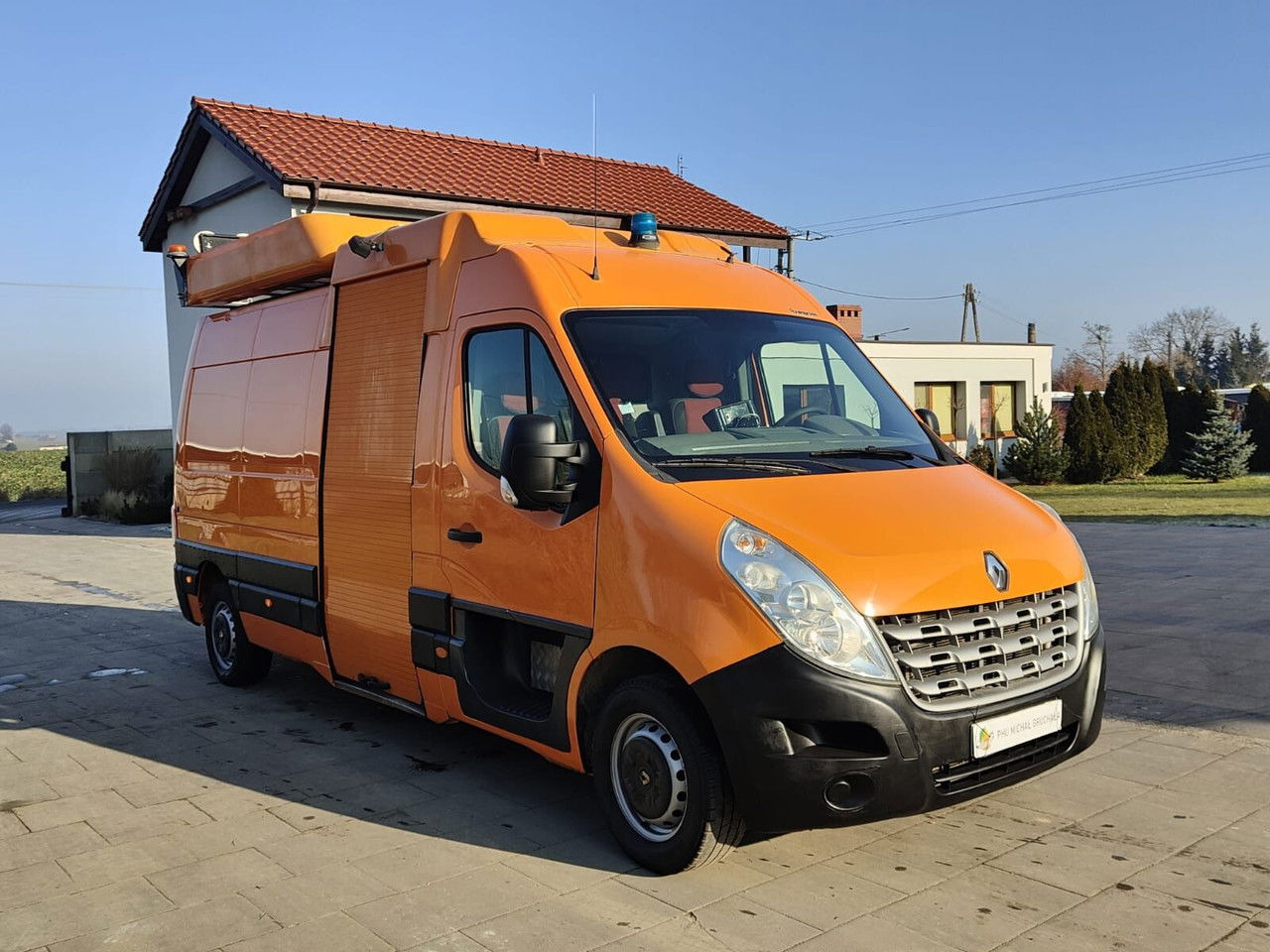 Renault Master Blaszak Roboty drogowe Pomoc drogowa Auto Serwisowe Oświe - Цельнометаллический фургон: фото 1 Renault Master Blaszak Roboty drogowe Pomoc drogowa Auto Serwisowe Oświe - Цельнометаллический фургон: фото 1