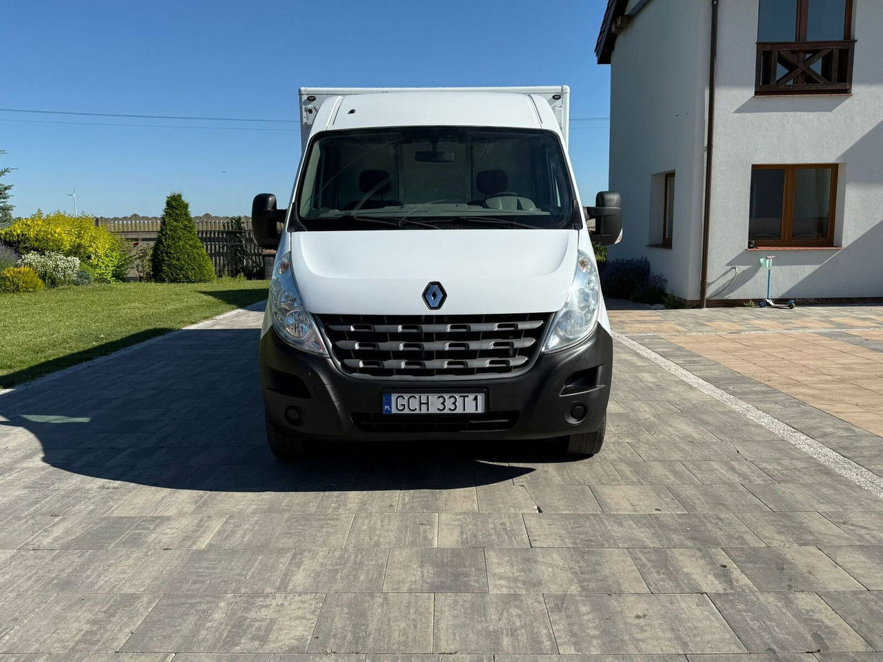 Renault Master Kontener niskopodłogowy Rampa najazdowa Sprowadzony Zarej - Фургон с закрытым кузовом: фото 2 Renault Master Kontener niskopodłogowy Rampa najazdowa Sprowadzony Zarej - Фургон с закрытым кузовом: фото 2