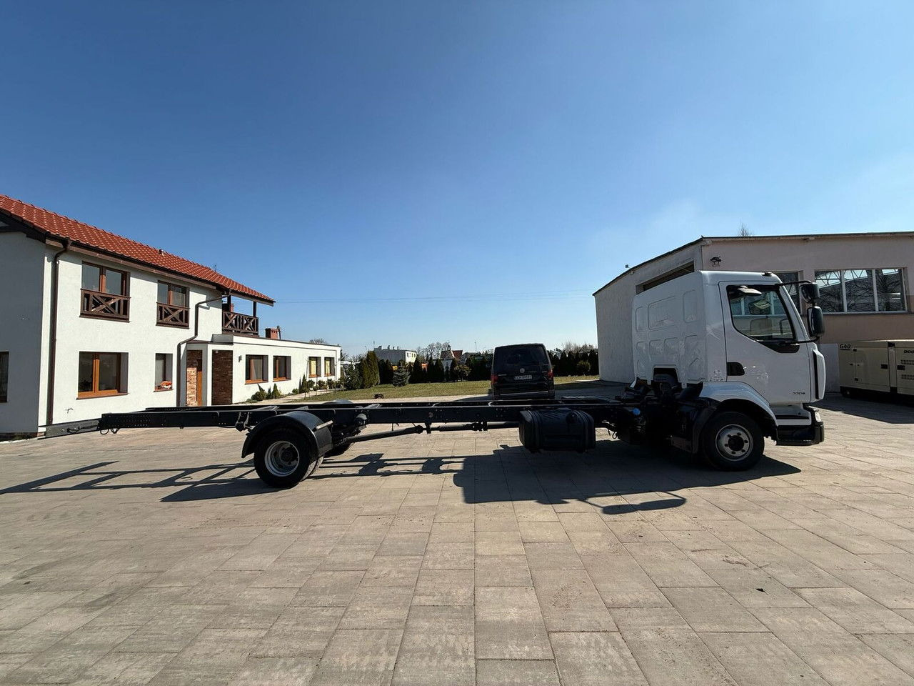 Renault Midlum 220 - Грузовик-шасси: фото 4 Renault Midlum 220 - Грузовик-шасси: фото 4