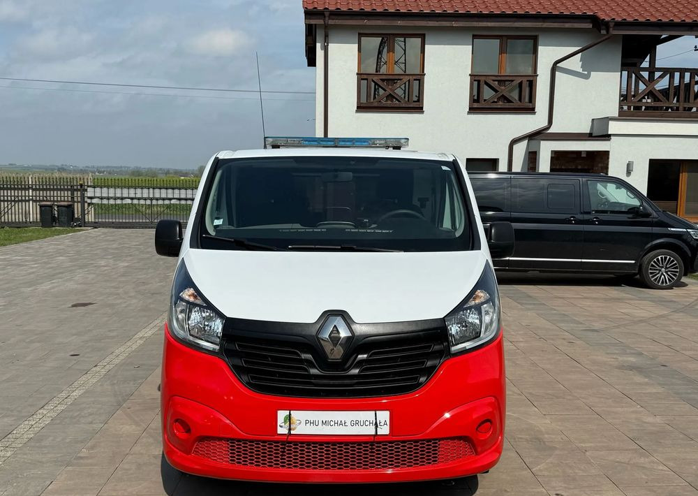 Renault Trafic - Машина скорой помощи: фото 2 Renault Trafic - Машина скорой помощи: фото 2