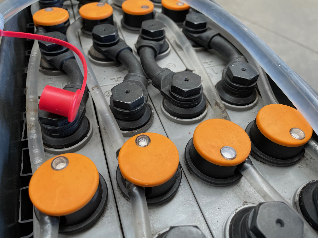 24 Volt I 2PzS 250 - Аккумулятор для Погрузочно-разгрузочной техники: фото 3 24 Volt I 2PzS 250 - Аккумулятор для Погрузочно-разгрузочной техники: фото 3