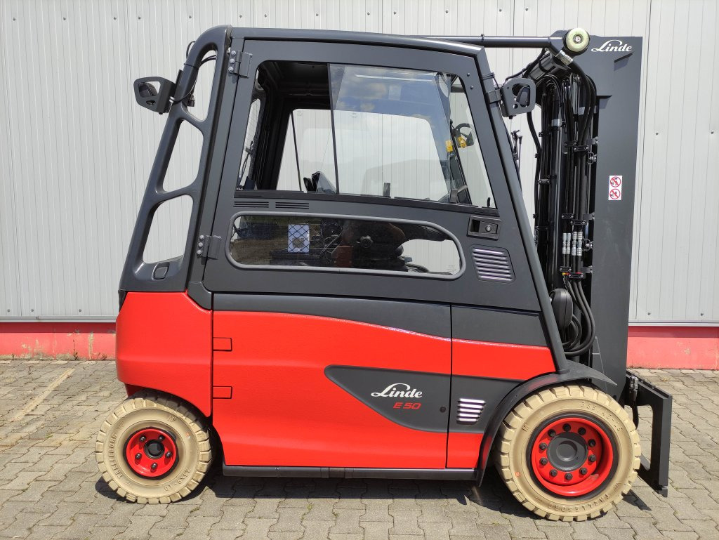 Linde E50HL-01-388 - Электропогрузчик: фото 2 Linde E50HL-01-388 - Электропогрузчик: фото 2
