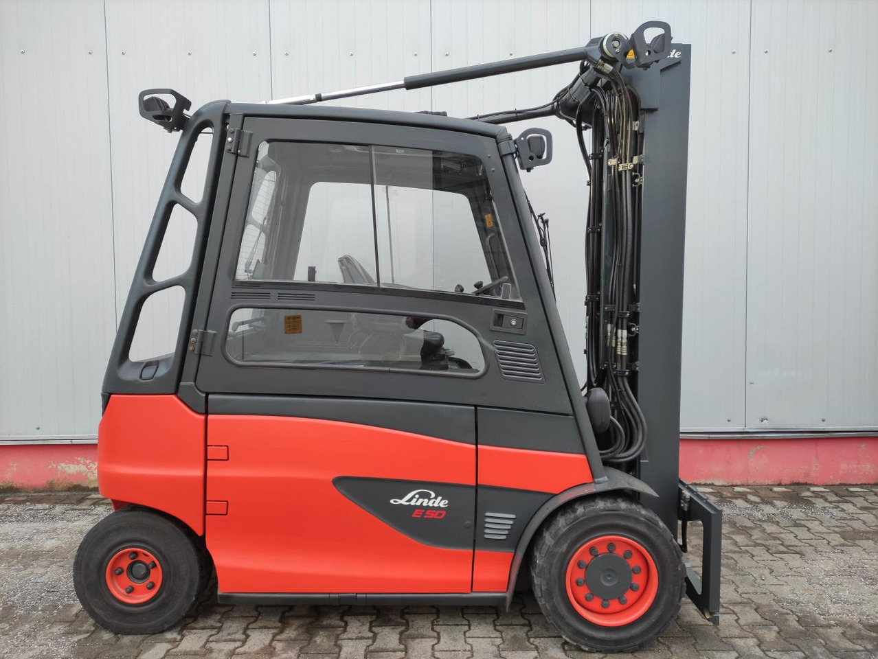 Linde E50HL-01-388 - Электропогрузчик: фото 2 Linde E50HL-01-388 - Электропогрузчик: фото 2