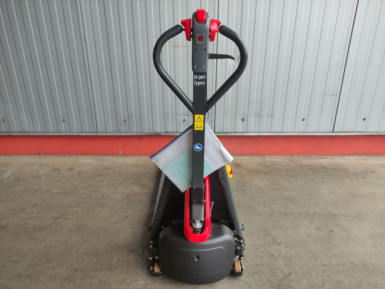 Linde MT15C - Тележка: фото 4 Linde MT15C - Тележка: фото 4