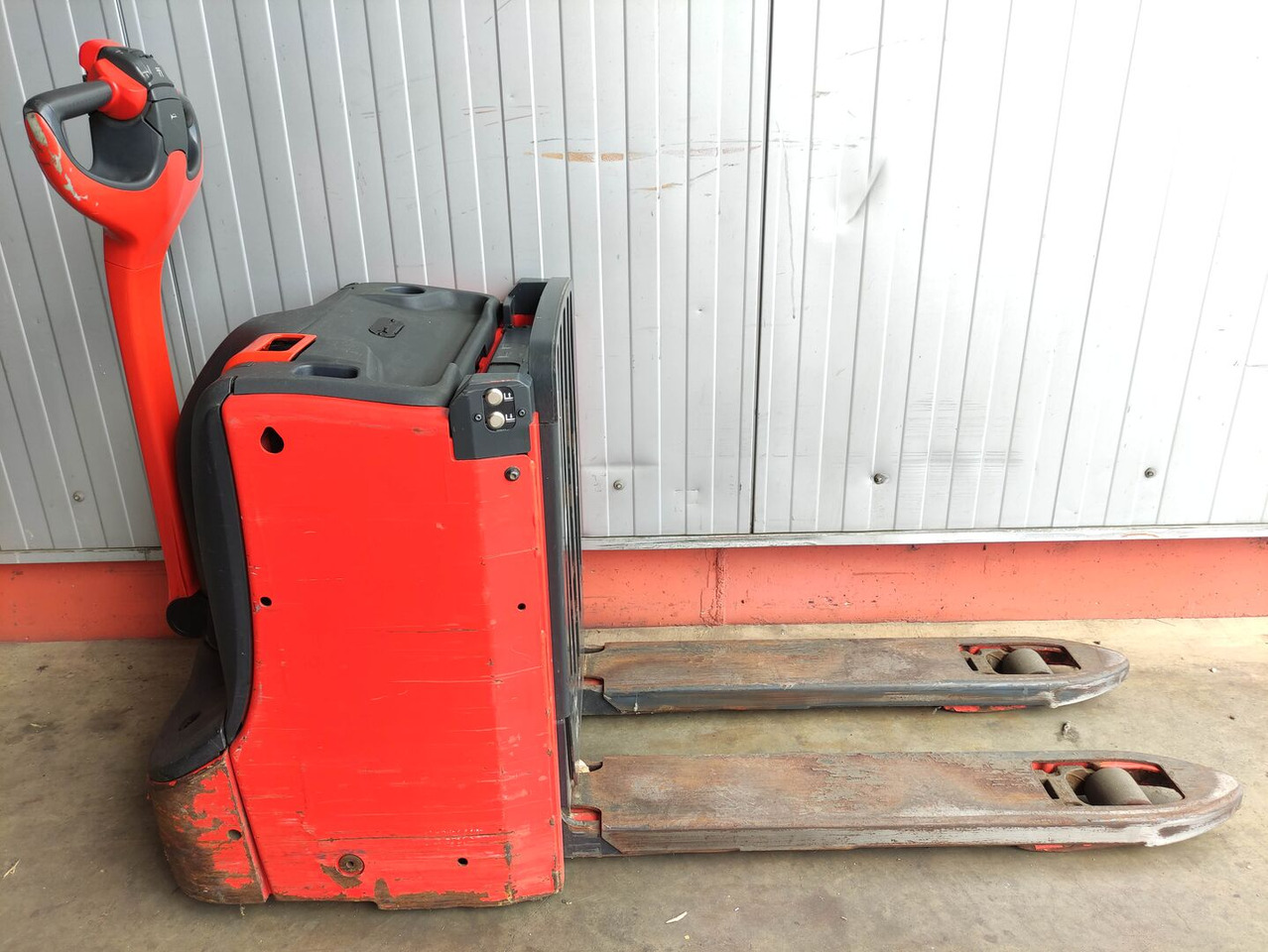 Linde T16L-1152 - Тележка: фото 2 Linde T16L-1152 - Тележка: фото 2