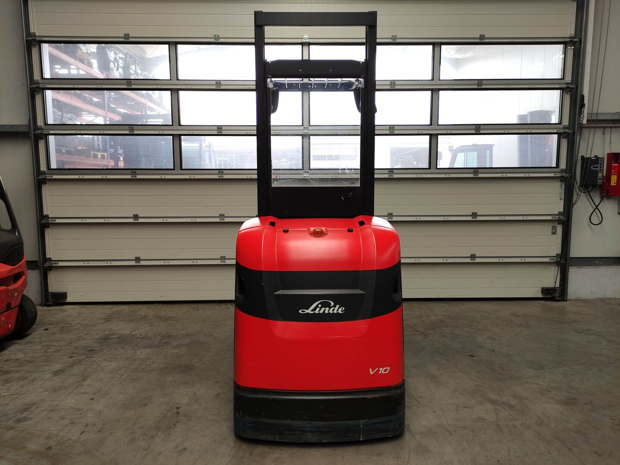 Linde V10-02 - Сборщик заказов: фото 4 Linde V10-02 - Сборщик заказов: фото 4