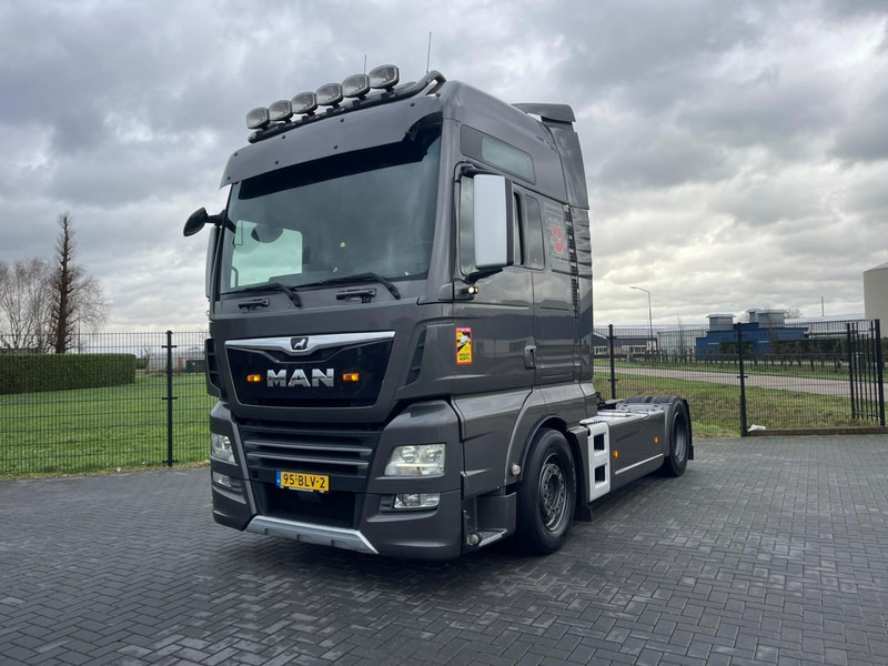 MAN TGX 18.580 2X TANK, LEATHER SEATS, RETARDER, FULL AIR! - Тягач: фото 2 MAN TGX 18.580 2X TANK, LEATHER SEATS, RETARDER, FULL AIR! - Тягач: фото 2