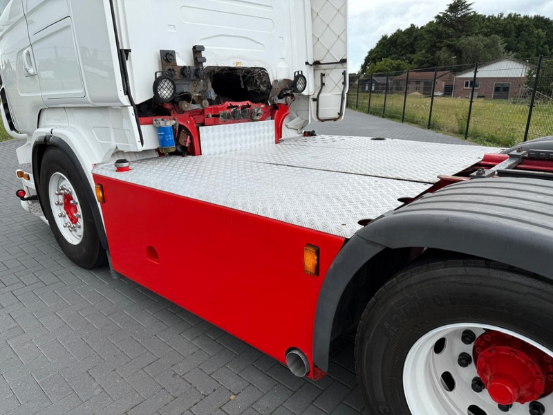 Тягач Scania R 560 SHOW TRUCK, RETARDER, LEATHER, I-PARK, TOP.: фото 9