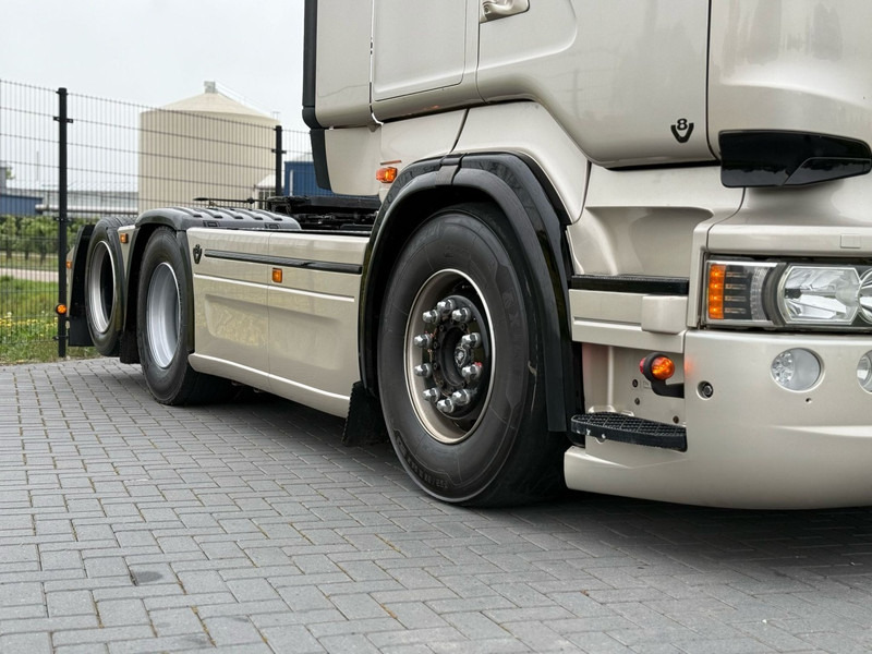 Scania R 580 SHOWTRUCK, VOLLUCHT, VOL SPOILER, RETARDER, SCHUIFSCHOTEL. - Тягач: фото 3 Scania R 580 SHOWTRUCK, VOLLUCHT, VOL SPOILER, RETARDER, SCHUIFSCHOTEL. - Тягач: фото 3