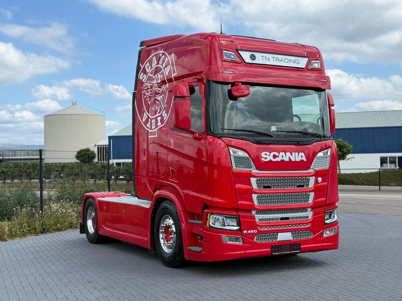 Scania R450 NGS VOLLUCHT, BANDEN VOORAS NIEUW, WEINIG KM, ALCOA, RETARDER. - Тягач: фото 1 Scania R450 NGS VOLLUCHT, BANDEN VOORAS NIEUW, WEINIG KM, ALCOA, RETARDER. - Тягач: фото 1