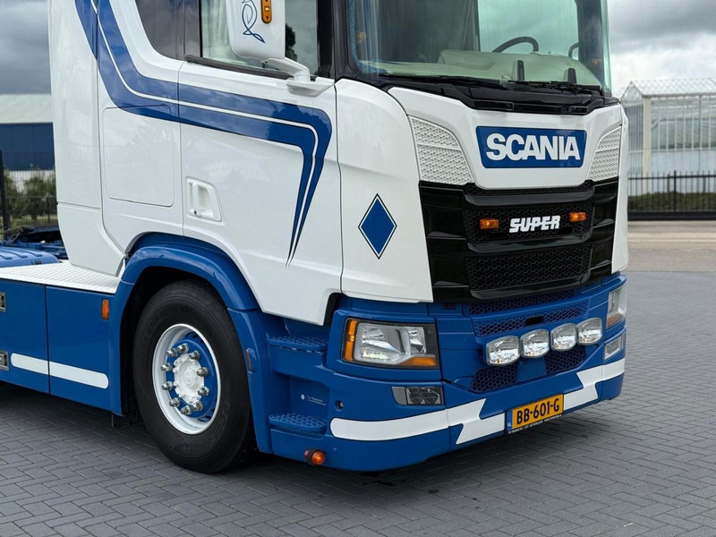 Scania R450 SHOW TRUCK, INTERIOR, STEERING, RETARDER, 570.000 KM. - Тягач: фото 5 Scania R450 SHOW TRUCK, INTERIOR, STEERING, RETARDER, 570.000 KM. - Тягач: фото 5