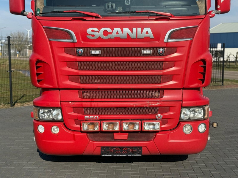 Scania R560 V8 RETARDER, FULL SPOILER, STEEL/AIR, LEATHER, 2 TANKS. - Тягач: фото 4 Scania R560 V8 RETARDER, FULL SPOILER, STEEL/AIR, LEATHER, 2 TANKS. - Тягач: фото 4