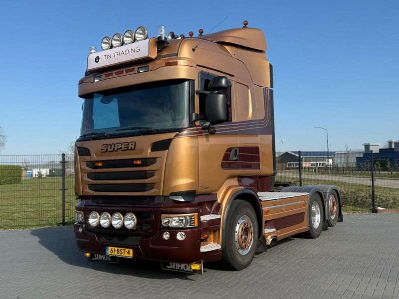 Scania R730 V8 V8, SHOWTRUCK VOLLUCHT, RETARDER, HYDRAULIEK, BOOGIE, ALU WIELEN, LEER. - Тягач: фото 1 Scania R730 V8 V8, SHOWTRUCK VOLLUCHT, RETARDER, HYDRAULIEK, BOOGIE, ALU WIELEN, LEER. - Тягач: фото 1