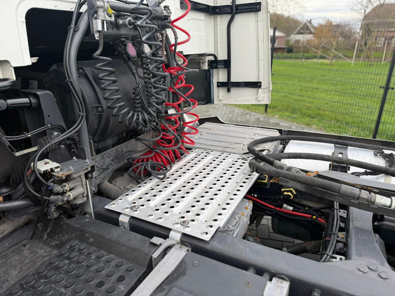 Самосвал Volvo FH16.650XL VOLLUCHT, RETARDER, HYDRAULIEK, LEER, PARK COOL.: фото 8 Самосвал Volvo FH16.650XL VOLLUCHT, RETARDER, HYDRAULIEK, LEER, PARK COOL.: фото 8