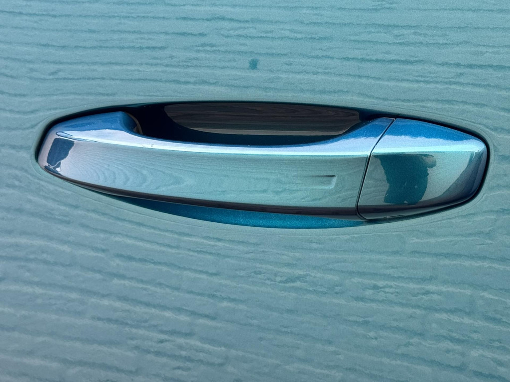 Внедорожник Peugeot 3008-1.2 Hybrid 136 Allure Automaat Cruise control Climate control Digitaal dashboard Achteruitrijcamera Apple Android: фото 15