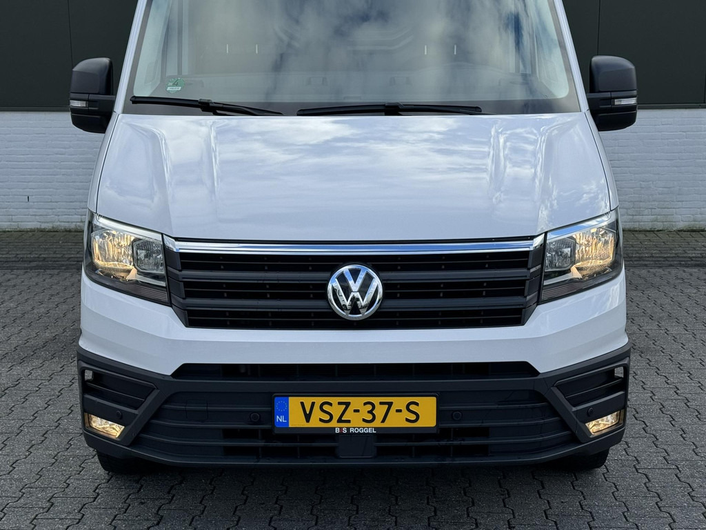 Volkswagen Crafter-30 2.0 TDI L3H3 Highline Carplay DAB Cruise Verwarmde voorruit Trekhaak Lat om Lat - Цельнометаллический фургон: фото 4 Volkswagen Crafter-30 2.0 TDI L3H3 Highline Carplay DAB Cruise Verwarmde voorruit Trekhaak Lat om Lat - Цельнометаллический фургон: фото 4