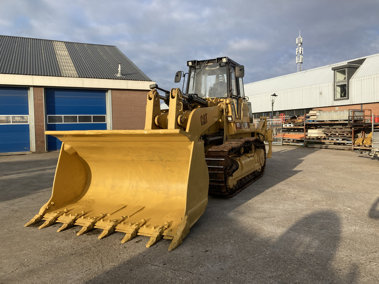 CATERPILLAR 973 - Гусеничный погрузчик: фото 2 CATERPILLAR 973 - Гусеничный погрузчик: фото 2