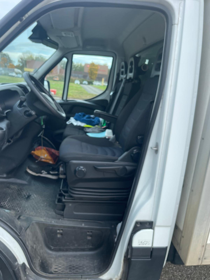 Фургон с закрытым кузовом IVECO Dailly 35c16: фото 11