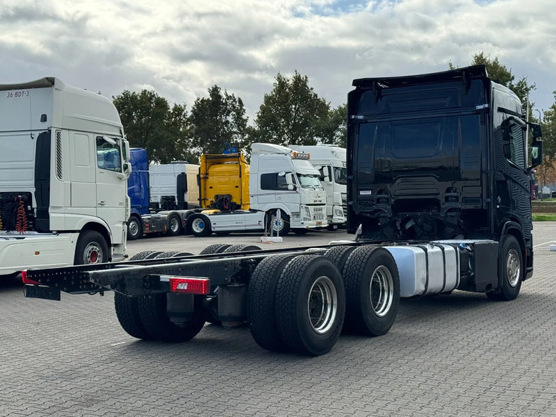 Scania R650 V8 6x4 Chassis Retarder WB 4.50 Only 465tkm! - Грузовик-шасси: фото 4 Scania R650 V8 6x4 Chassis Retarder WB 4.50 Only 465tkm! - Грузовик-шасси: фото 4