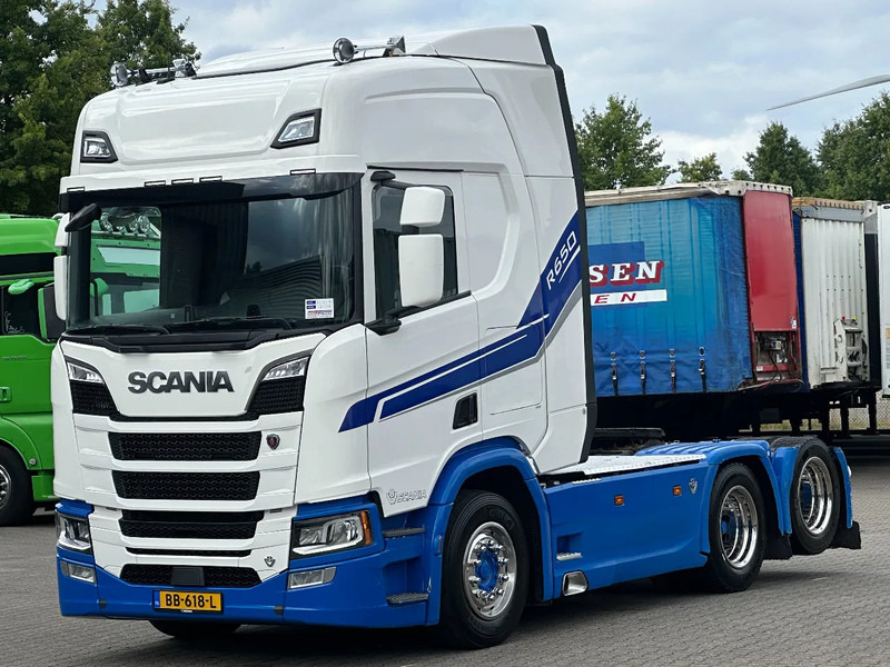 Scania R650 V8 6x2 Boogie / Retarder / Full Air / Hydrauliek / Full Spoiler - Тягач: фото 1 Scania R650 V8 6x2 Boogie / Retarder / Full Air / Hydrauliek / Full Spoiler - Тягач: фото 1