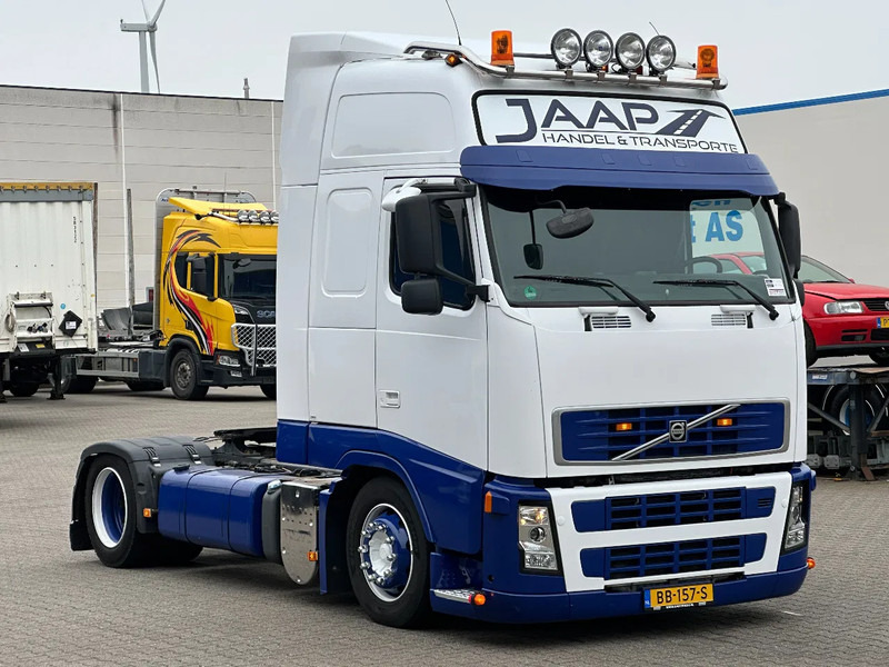 Volvo FH 400 Globe XL Mega / Full Air / 2 Tank / Euro 5 - Тягач: фото 2 Volvo FH 400 Globe XL Mega / Full Air / 2 Tank / Euro 5 - Тягач: фото 2