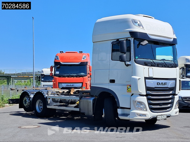 DAF XF 450 6X2 BDF SSC Retarder 2x Tanks Liftachse Standklima LED ACC Euro 6 - Грузовик-контейнеровоз/ Сменный кузов: фото 3 DAF XF 450 6X2 BDF SSC Retarder 2x Tanks Liftachse Standklima LED ACC Euro 6 - Грузовик-контейнеровоз/ Сменный кузов: фото 3