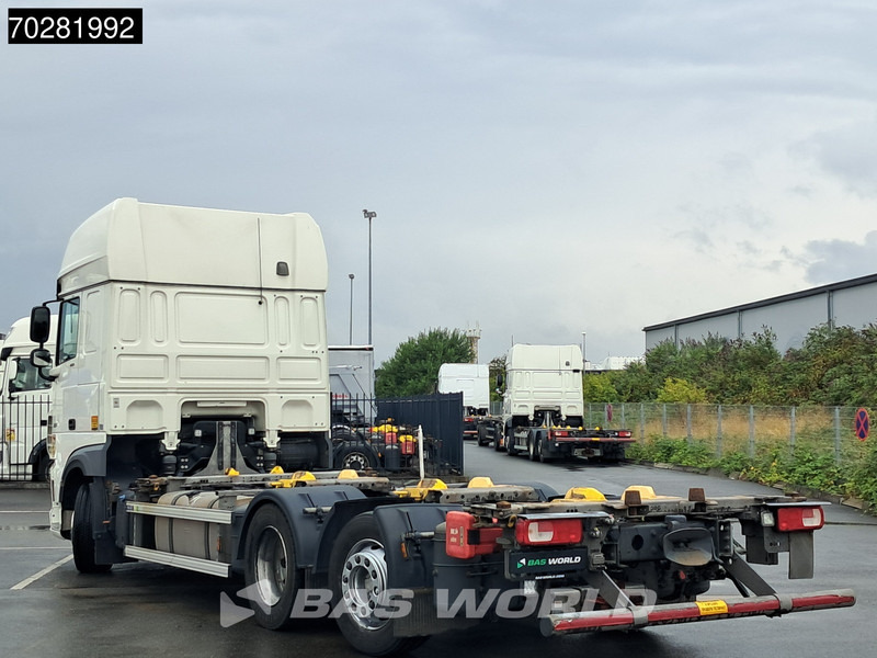 DAF XF 480 6X2 BDF 2xTanks Lift+lenkasche Automatic Retarder ACC Euro 6 - Грузовик-контейнеровоз/ Сменный кузов: фото 2 DAF XF 480 6X2 BDF 2xTanks Lift+lenkasche Automatic Retarder ACC Euro 6 - Грузовик-контейнеровоз/ Сменный кузов: фото 2
