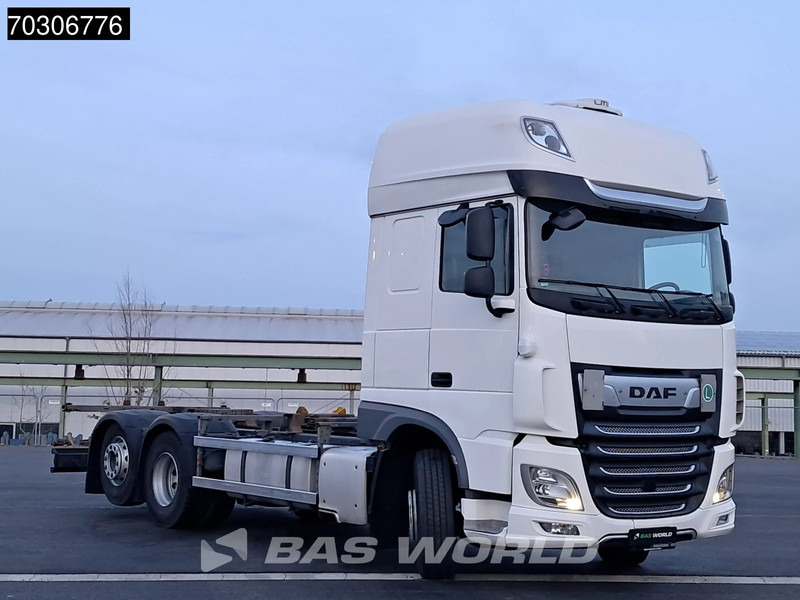 DAF XF 480 6X2 SSC Retarder 2xTanks Lift/Steering ACC Euro 6 - Грузовик-контейнеровоз/ Сменный кузов: фото 2 DAF XF 480 6X2 SSC Retarder 2xTanks Lift/Steering ACC Euro 6 - Грузовик-контейнеровоз/ Сменный кузов: фото 2