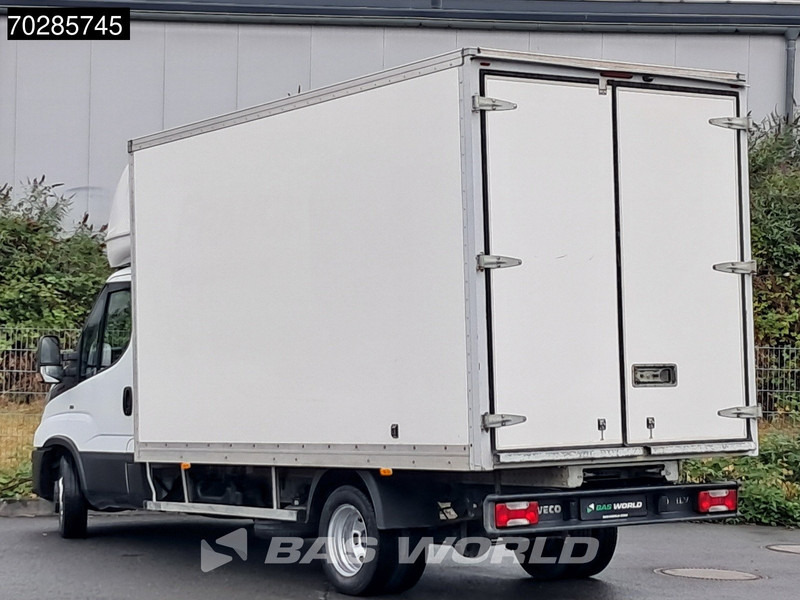 Iveco Daily 35C16 3.0L 160PS Koffer Doppelbereifung Klima Tempomat Euro6 19m3 A/C Cruise control - Фургон с закрытым кузовом: фото 3 Iveco Daily 35C16 3.0L 160PS Koffer Doppelbereifung Klima Tempomat Euro6 19m3 A/C Cruise control - Фургон с закрытым кузовом: фото 3