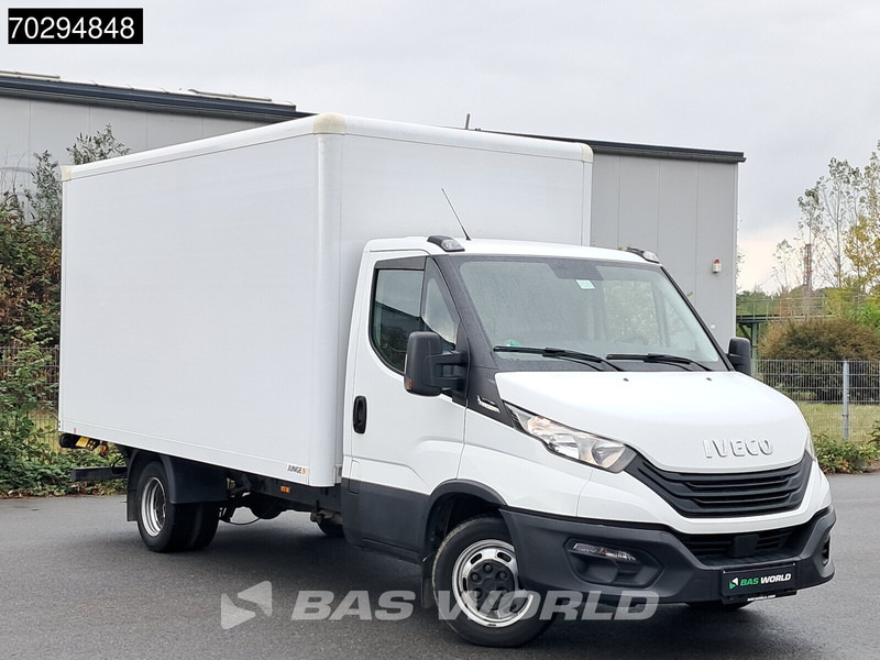 Iveco Daily 35C16 Automatik Ladebordwand 160PS Koffer Doppelbereifung Klima Kamera Euro6 20m3 A/C - Фургон с закрытым кузовом: фото 2 Iveco Daily 35C16 Automatik Ladebordwand 160PS Koffer Doppelbereifung Klima Kamera Euro6 20m3 A/C - Фургон с закрытым кузовом: фото 2