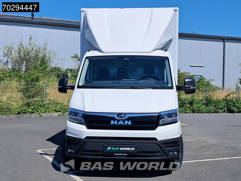 Новый Фургон с закрытым кузовом Volkswagen Crafter 177pk Neu! Automatik 2025 Facelift Koffer Ladebordwand Navi Klima Tempomat LED Euro6 21m3 A/C Cruise control: фото 11 Новый Фургон с закрытым кузовом Volkswagen Crafter 177pk Neu! Automatik 2025 Facelift Koffer Ladebordwand Navi Klima Tempomat LED Euro6 21m3 A/C Cruise control: фото 11