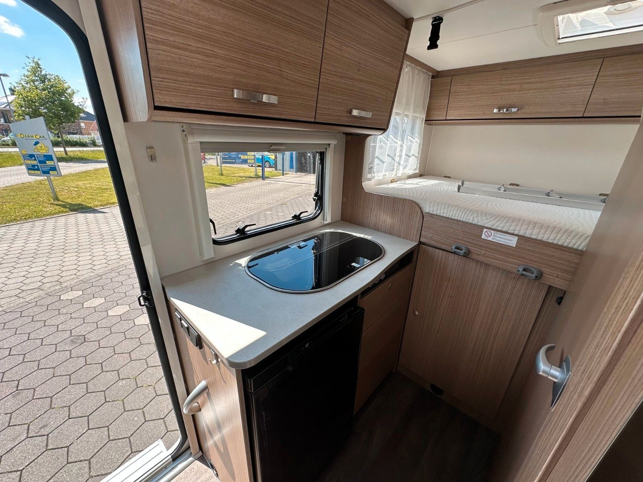 Полуинтегрированный автодом Carado V 132/Festbett/Garage/Klima/Markise/Finanzierung: фото 24