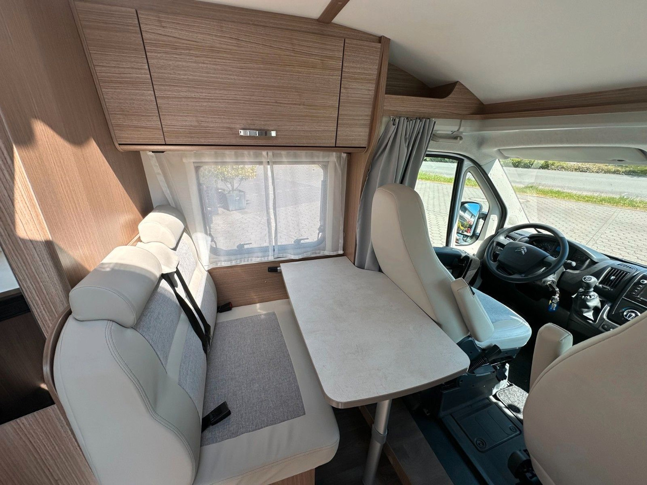 Полуинтегрированный автодом Carado V 132/Festbett/Garage/Klima/Markise/Finanzierung: фото 28