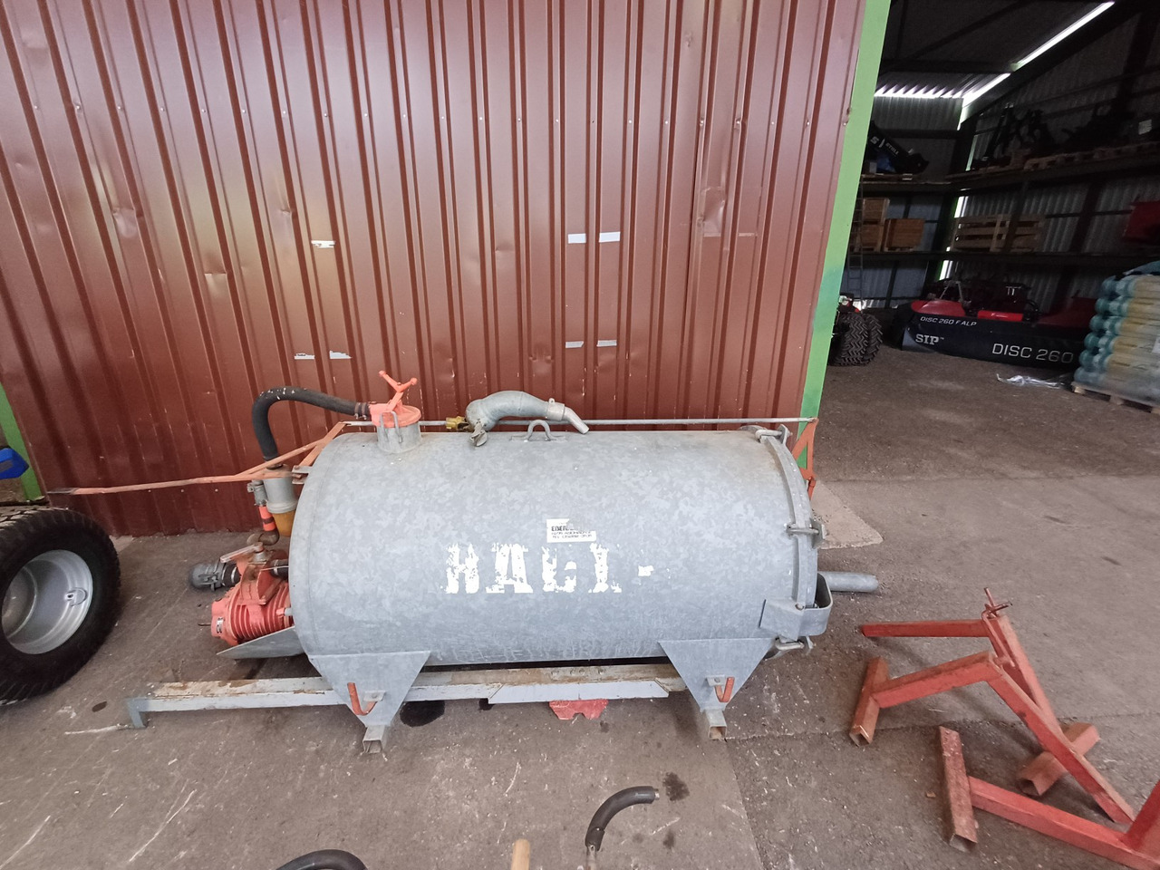 Bauer 1700L zu Aebi (23755) - Цистерна для жидкого навоза: фото 1 Bauer 1700L zu Aebi (23755) - Цистерна для жидкого навоза: фото 1