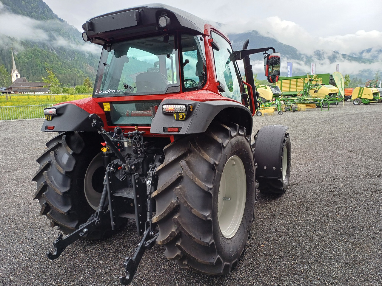 Lindner Lintrac 70 (23263) - Трактор: фото 4 Lindner Lintrac 70 (23263) - Трактор: фото 4