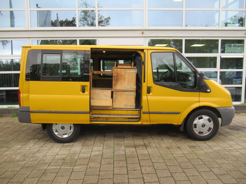 Ford Transit 140T330S 2.4 TDCI 103KW AWD 4x4 4WD - Легковой фургон: фото 4 Ford Transit 140T330S 2.4 TDCI 103KW AWD 4x4 4WD - Легковой фургон: фото 4