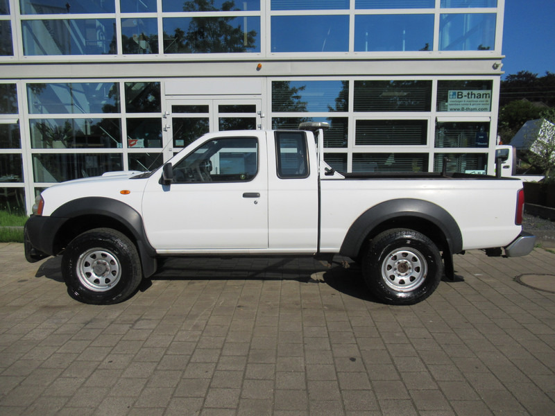 Nissan Navara 2.5 DTi King Cab 4-L.Lux. 1,5CAB PICK-UP - Фургон: фото 3 Nissan Navara 2.5 DTi King Cab 4-L.Lux. 1,5CAB PICK-UP - Фургон: фото 3