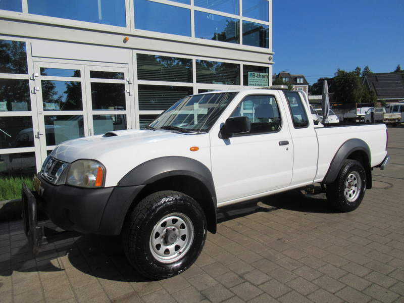 Nissan Navara 2.5 DTi King Cab 4-L.Lux. 1,5CAB PICK-UP - Фургон: фото 2 Nissan Navara 2.5 DTi King Cab 4-L.Lux. 1,5CAB PICK-UP - Фургон: фото 2