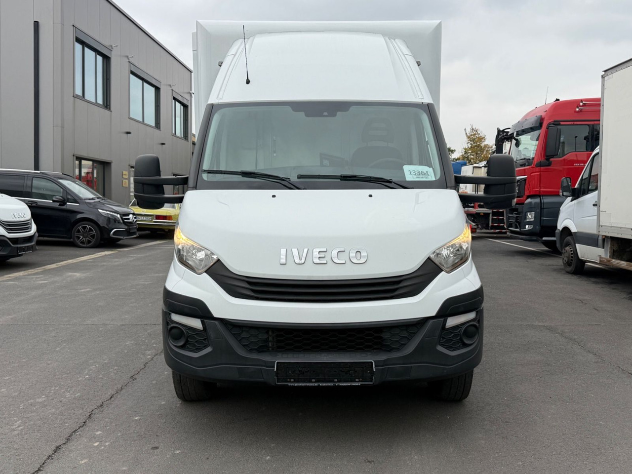 Iveco Daily 70C18 HiMatic / Luft/ Lbw./ Klima/ E6/ Top - Фургон с закрытым кузовом: фото 3 Iveco Daily 70C18 HiMatic / Luft/ Lbw./ Klima/ E6/ Top - Фургон с закрытым кузовом: фото 3